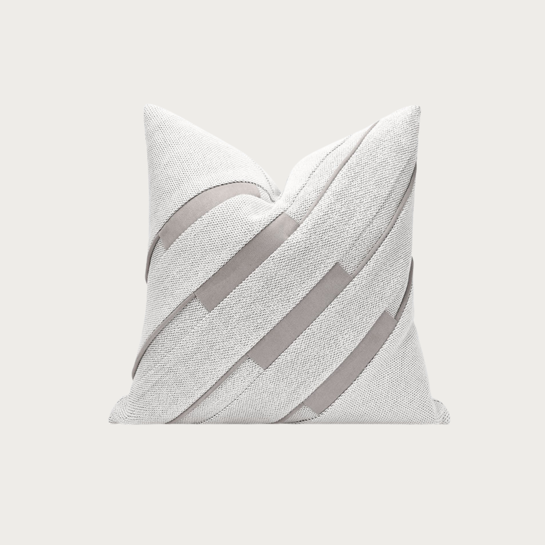 Bellamy Pillow