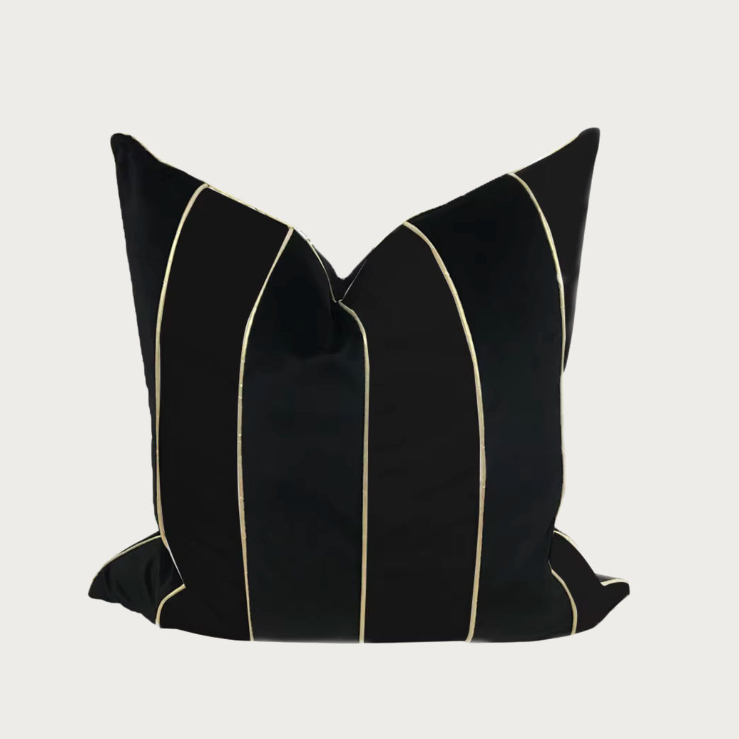 Bellacourt Pillow