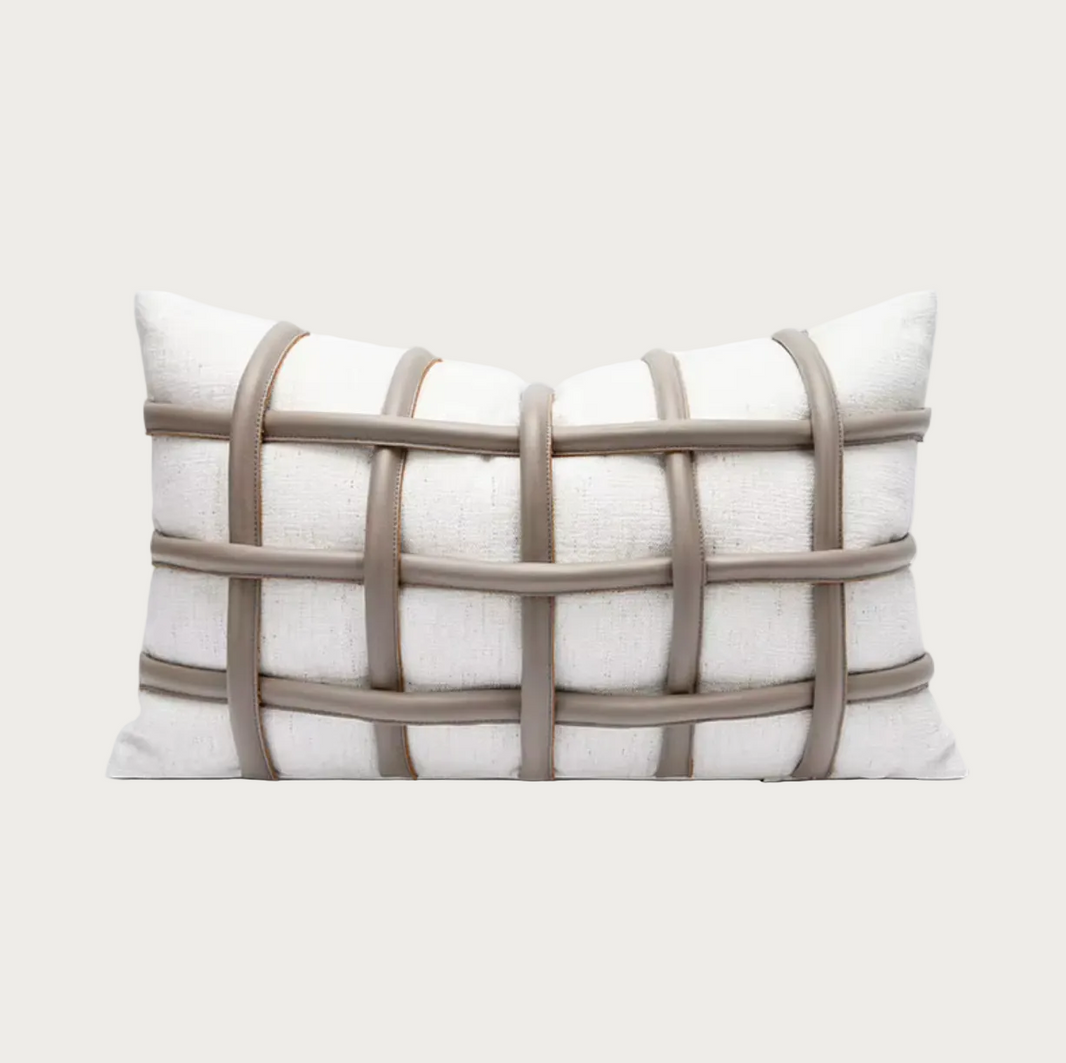 Montague Pillow