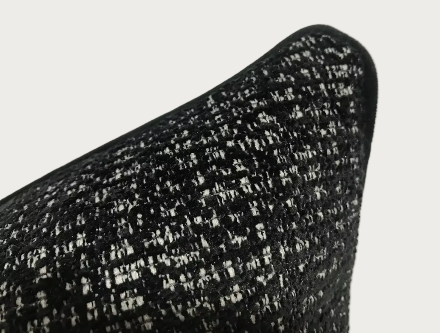 Calder Pillow